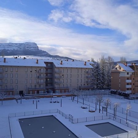 Penas De Aia Apartment Jaca Bagian luar foto