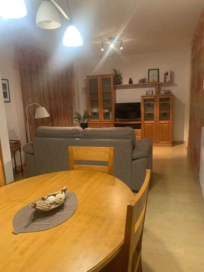 Penas De Aia Apartment Jaca Bagian luar foto