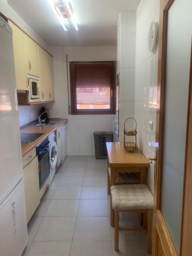 Penas De Aia Apartment Jaca Bagian luar foto