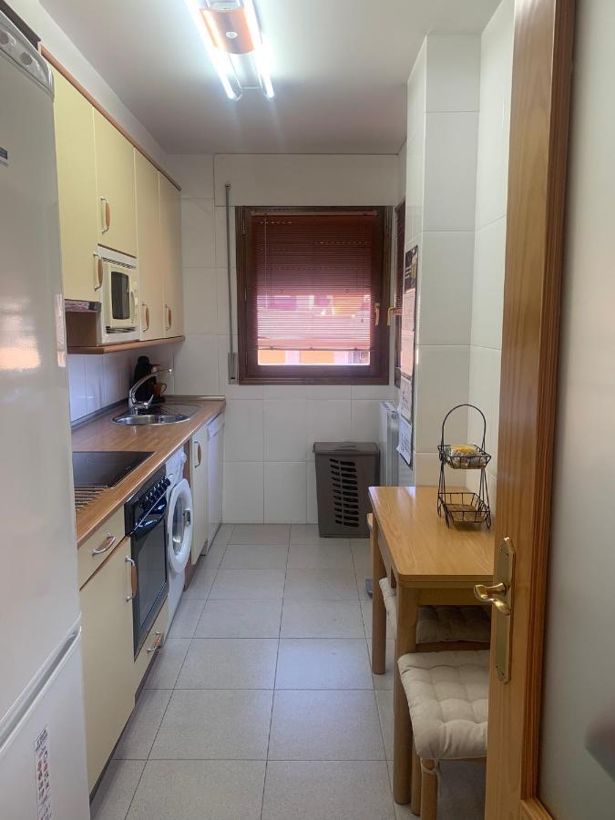 Penas De Aia Apartment Jaca Bagian luar foto